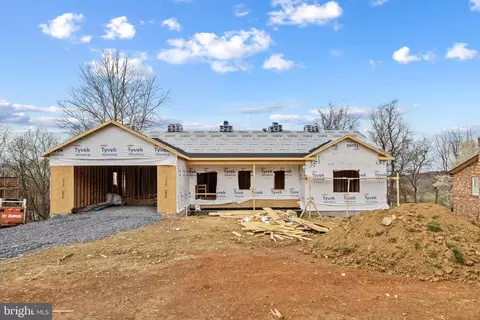 1629 Commonwealth, Front Royal, VA 22630