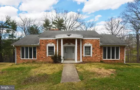 136 Ash Rd, Front Royal, VA 22630
