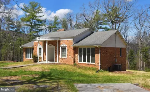 Exterior - 136 Ash Rd, Front Royal, VA 22630 photo 6 of 18