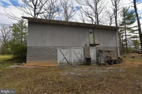 Exterior - 136 Ash Rd, Front Royal, VA 22630 photo 15 of 18