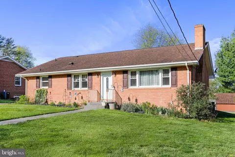 437 Jamestown Rd, Front Royal, VA 22630