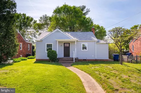 502 Manassas Ave, Front Royal, VA 22630