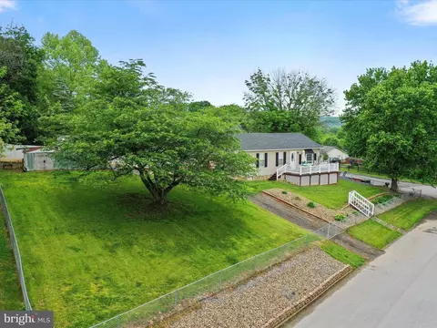 View/Area - 219 E 19th St, Front Royal, VA 22630 photo 1 of 2