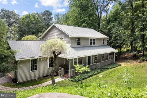 1028 High Knob Rd, Front Royal, VA 22630