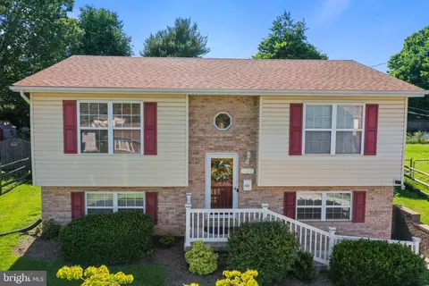 520 Randolph Ave, Front Royal, VA 22630