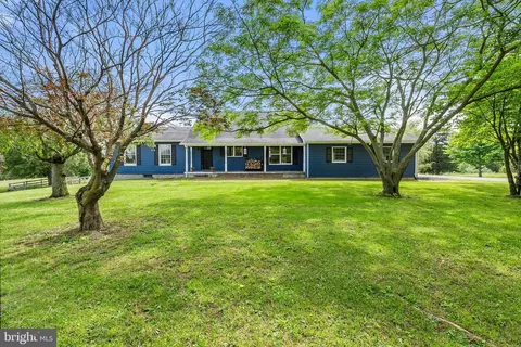 3850 Long Meadow Rd, Middletown, VA 22645