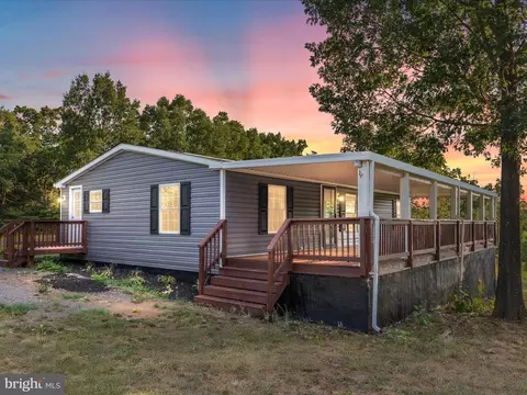 109 Old Cave Rd, Front Royal, VA 22630
