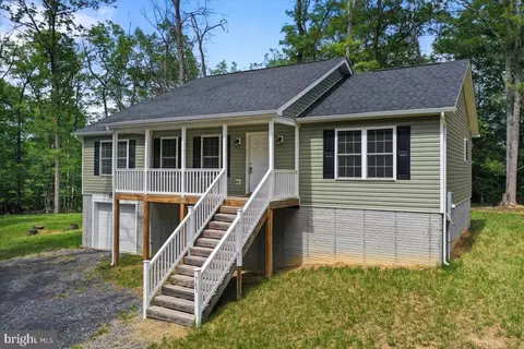 785 Arrowhead Rd, Front Royal, VA 22630