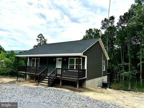 111 Gary Ln, Front Royal, VA 22630