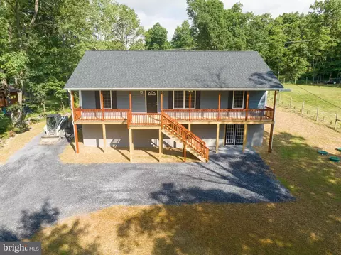 405 Goode Dr, Front Royal, VA 22630