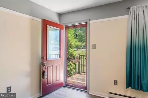 Entry Way - 16 E 19th St, Front Royal, VA 22630 photo 1 of 5