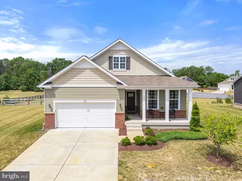 90 Flagstick Ct, Front Royal, VA 22630