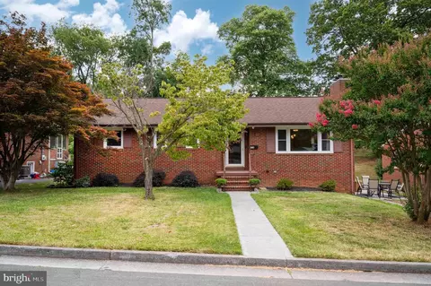 954 S Marshall St, Front Royal, VA 22630