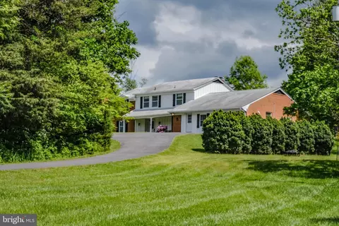 240 Locust Dl, Front Royal, VA 22630