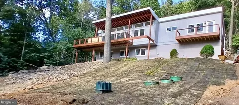 523 Skyline View Dr, Front Royal, VA 22630 photo 3