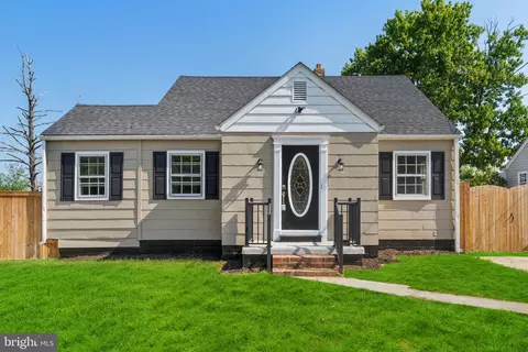 2792 Strasburg Rd, Front Royal, VA 22630