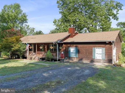 411 Whiskey Still Rd, Linden, VA 22642