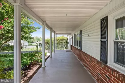18 Walker Ave, Front Royal, VA 22630 photo 8