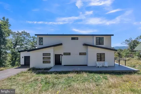 716 Alpine Dr, Front Royal, VA 22630
