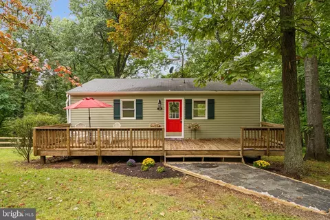 49 Sunset, Linden, VA 22642