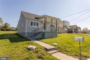 747 W 15th St, Front Royal, VA 22630