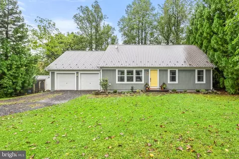 771 Bifrost Way, Linden, VA 22642