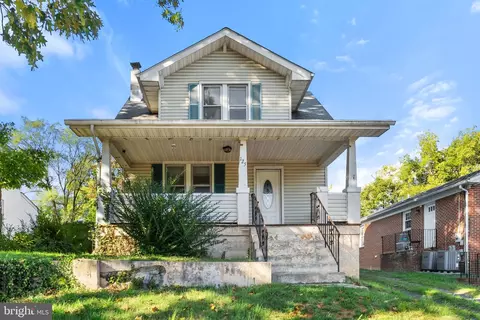 125 W 11th St, Front Royal, VA 22630
