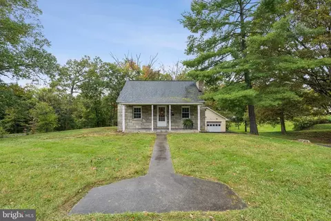 1715 Strasburg Rd, Front Royal, VA 22630
