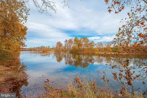 925 Rivermont Acres Rd, Front Royal, VA 22630