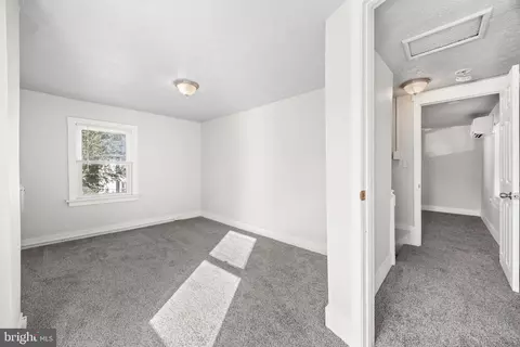 Entry Way - 314 Pine St, Front Royal, VA 22630 photo 4 of 4