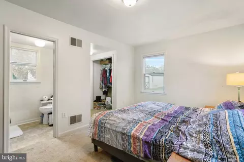 Bedroom - 32 S Marshall St, Front Royal, VA 22630 photo 3 of 3