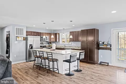 266 Riverside Dr, Front Royal, VA 22630