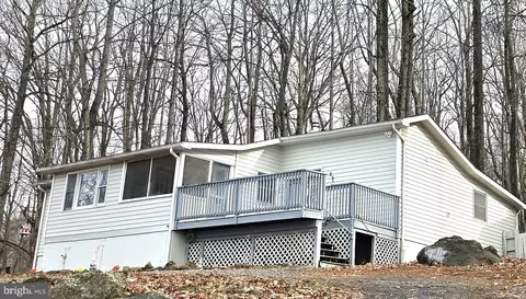 68 Blue Sky Rd, Linden, VA 22642