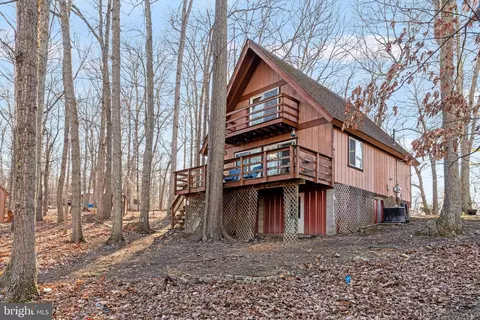 184 Black Twig Rd, Linden, VA 22642