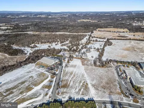 1220 Progress Dr, Royal, VA 22630 photo 24