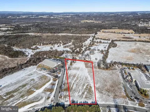 1220 Progress Dr, Royal, VA 22630 photo 4
