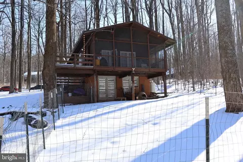 267 Buck Rd, Linden, VA 22642