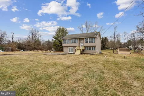 540 Youngs Dr, Front Royal, VA 22630