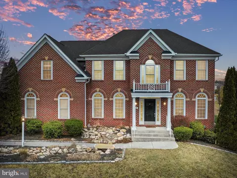 42 Little Sorrel Dr, Middletown, VA 22645