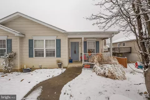 150 W Duck St, Front Royal, VA 22630