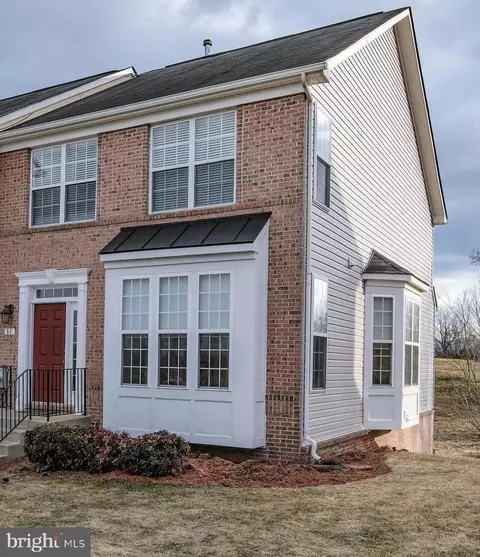 81 Spoon Sq, Front Royal, VA 22630