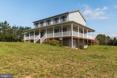 2031 Sulphur Springs Rd, Middletown, VA 22645