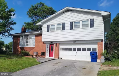 1321 Woodside Ave, Front Royal, VA 22630
