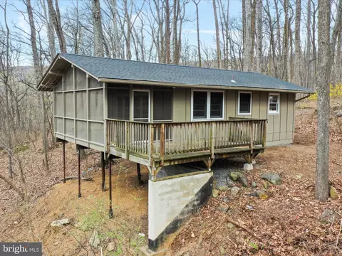 92 Shady Tree Ln, Front Royal, VA 22630