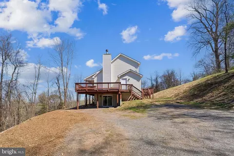 21 Zinn Way, Linden, VA 22642