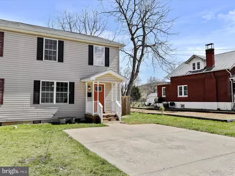 334 Cloud St, Front Royal, VA 22630 photo 4