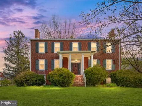 419 Liberty Hall Rd, Front Royal, VA 22630