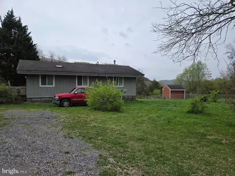 503 Youngs Dr, Front Royal, VA 22630