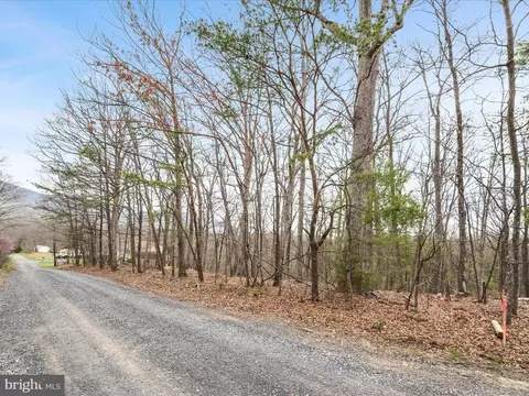 Lakeside Drive, Front Royal, VA 22630