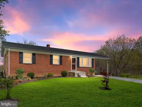 62 Pence Land Rd, Middletown, VA 22645